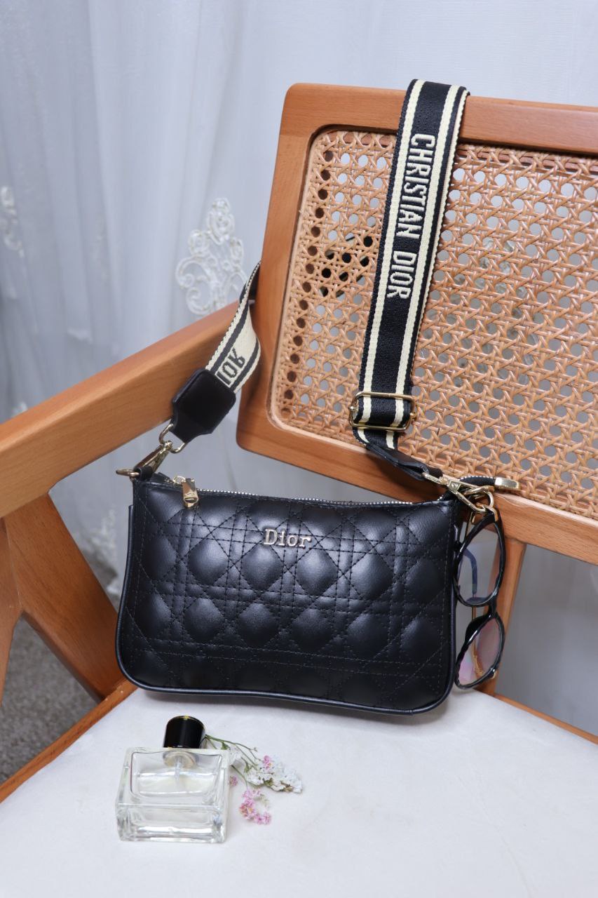 کیف پاسپورتی دیور